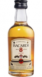 Rum Bacardi Aňos 8 Years 40% 50ml miniatura